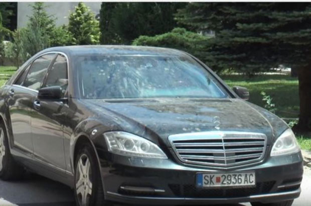 Опада вредност суперлуксузног Мерцедеса Николе Груевског