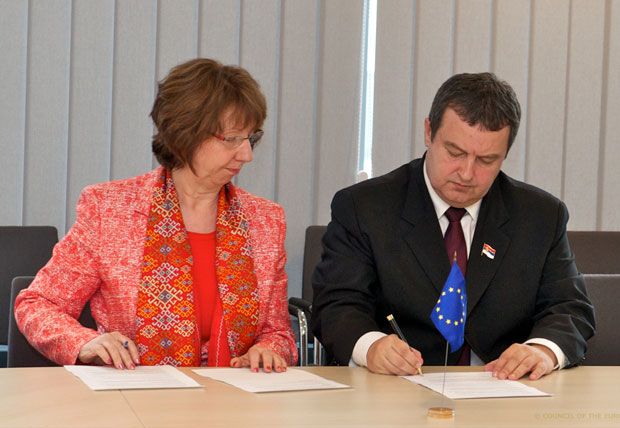 ЗСО остала слово на папиру