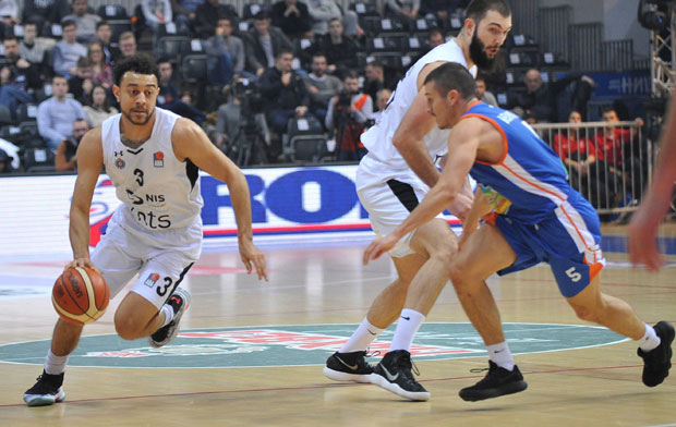 ПАРТИЗАН СЛОМИО ЗЛАТИБОРЦЕ: Црно-бели у трећој четвртини решили питање победника и пласирали се у полуфинале 