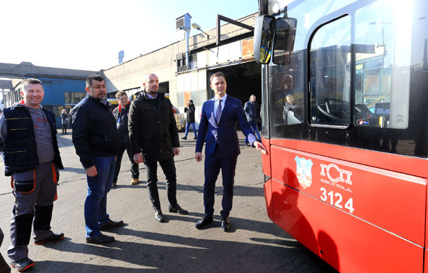 ГСП ће бити бржи за 220 возила