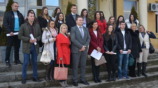 Омладини су и радна места мотив за останак на огњишту