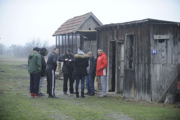 СЕСТРА БЛИЗНАКИЊА ДОЗИВА ДЕЧАКА КОЈИ СЕ ОБЕСИО: Бато, зашто си ме оставио? Врати се Уки, молим те...