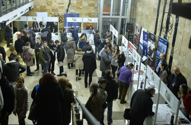 САЈАМ ЗАПОШЉАВАЊА: Прилика за око 3.000 људи да нађу посао