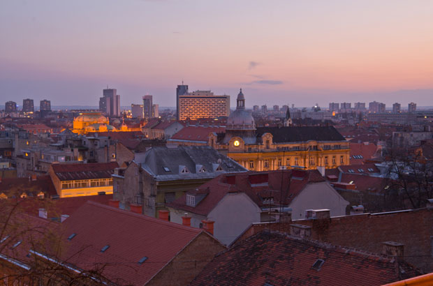 Непознате особе узурпирале државне станове намење продаји