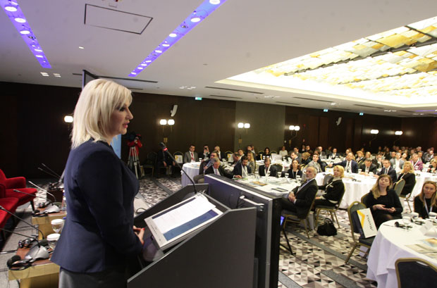 Градилишта маме инвеститоре