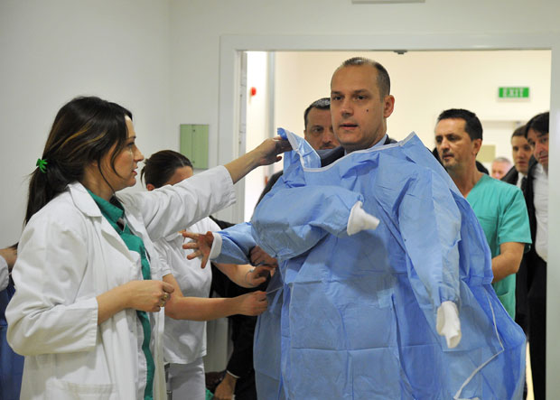 Лончар: За дечје онколошко одељење 10 милиона динара