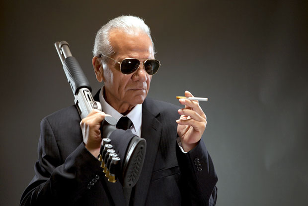 ОПАСАН ДЕКИЦА: Ухапшен 70-годишњак са арсеналом оружја (ФОТО)