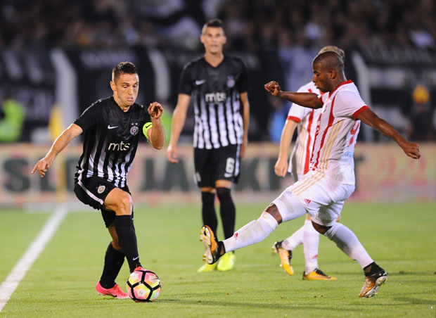 ВУЛИЋЕВИЋ СИНОЋ ОДРАДИО ТРЕНИНГ ПОД ИНЈЕКЦИЈАМА: Капитен и даље неизвестан