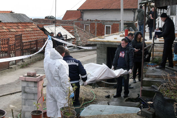 ПОСЛЕ СТРАВИЧНОГ ЗЛОЧИНА У СМЕДЕРЕВУ: ДНК анализе коче сахрану