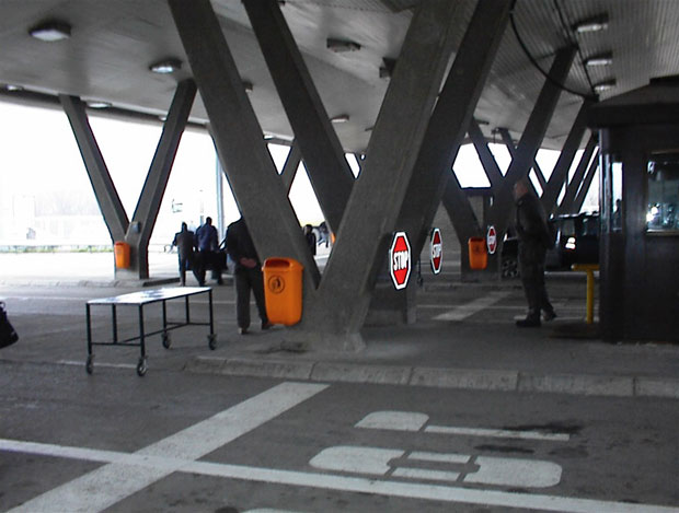 Због мита пало 14 полицајаца