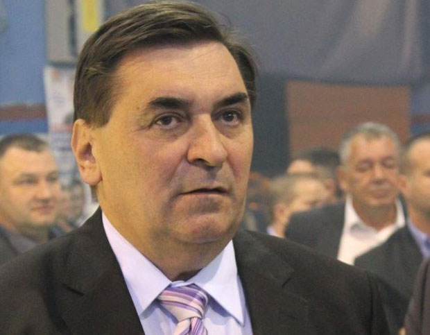 Градоначелник Добоја поново на мети критика