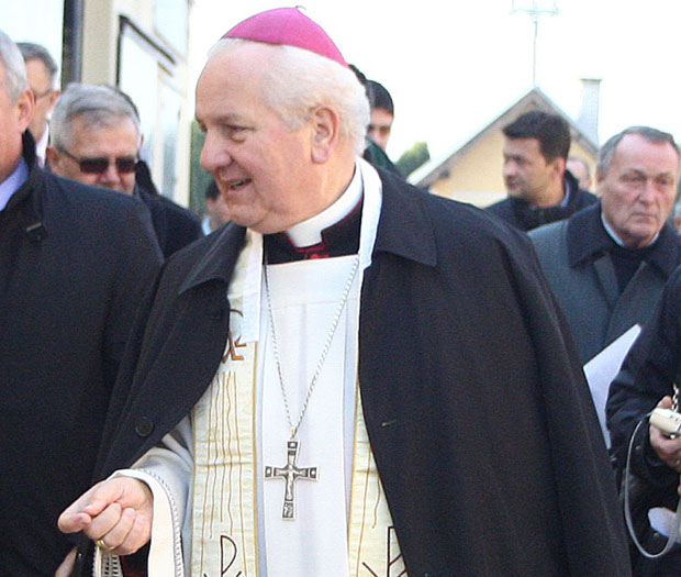 Бањалучки бискуп Комарица:Хрвати пред искорењивањем у РС