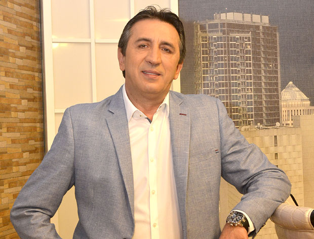 ЖИКА ЈАКШИЋ ОПЕРИСАН: Отишао због слепог црева, оперисали му килу