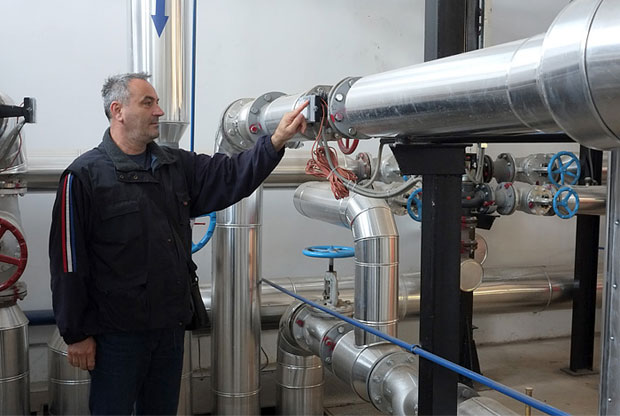 ГРЕЈАЊЕ У СРЕМСКОЈ МИТРОВИЦИ: Радијатори топли 24 часа