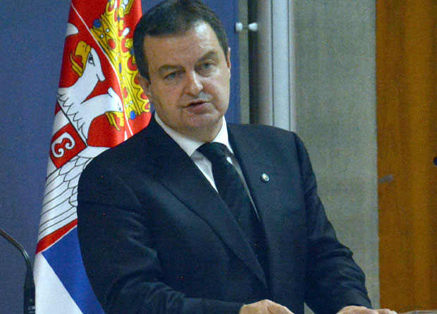 Дачић Пацолију: Да, нудимо атомске бомбе за повлачење признања