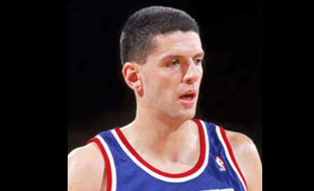 НОЋ ДРАЖЕНА ПЕТРОВИЋА У БРУКЛИНУ: НБА лига се поклонила европском великану (ВИДЕО+ФОТО)