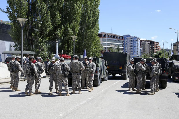 Црна Гора шаље два официра у мисију КФОР-а на Косову и Метохији