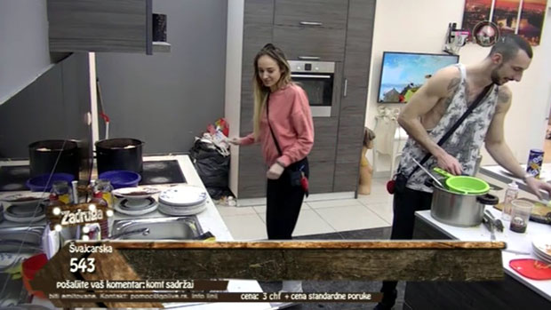 Луна тражила помоћ од Ђексона (ВИДЕО)