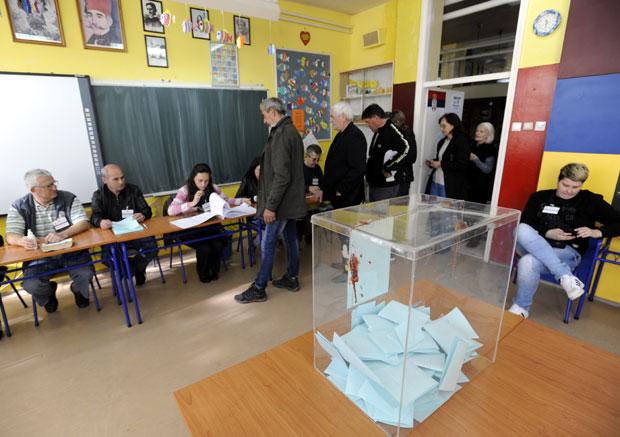 ПОСЛЕДЊА АНКЕТА: Уз СНС 43,1 одсто бирача