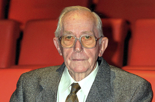 Одлазак Луиса Гилберта, редитеља  Бонда