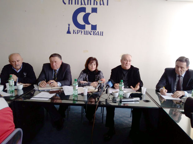 Плате веће, али и даље мале