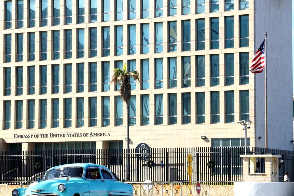 Мистериозна болест америчких дипломата