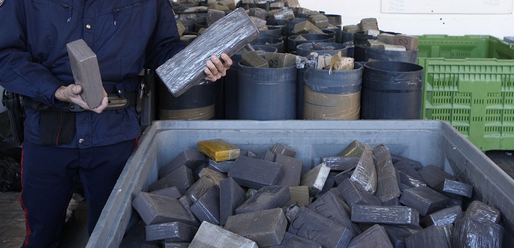 Код Крита заплењено 1,3 тоне канабиса, ухапшено петоро