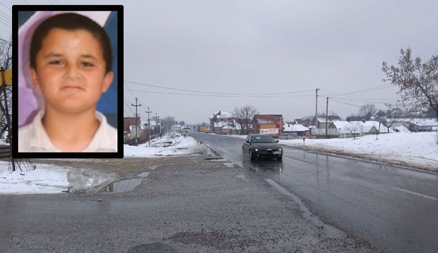 Младића прегазио комшија