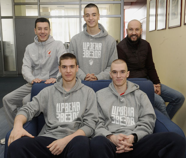 Јуниори Звезде једва чекају да истрче пред домаће навијаче на Ф8 Евролиге: Желимо на кров Европе