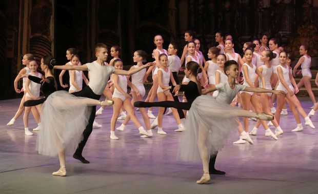 Седам деценија на врховима прстију 