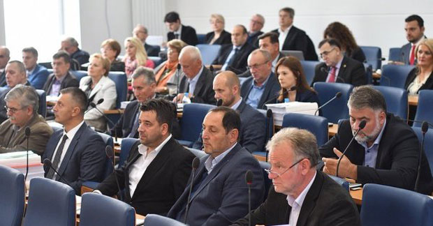 ПОСЛАНИЦИ СДА БИЛИ ПРОТИВ: Укинут назив школе назване по антисемити и симпатизеру усташа