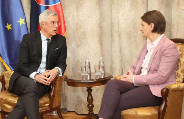 Брнабић и Корчок: Развијати односе Србије и Словачке; Министри: Договор о Косову да буде у интересу обе стране