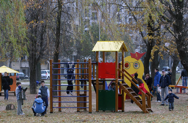 Родитељи деце са посебним потребама морају да купују лекове