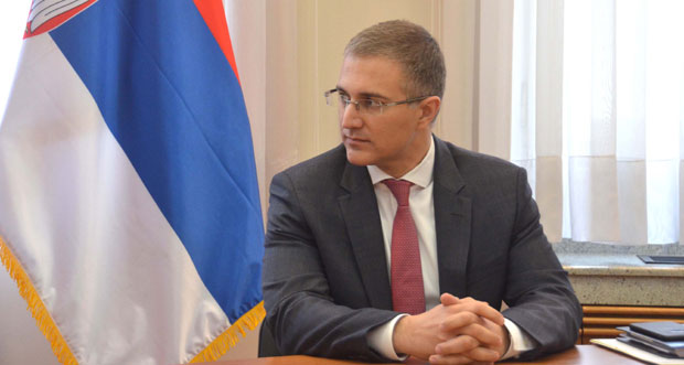 Стефановић: Према мигрантима као и до сада - пристојно и хумано 