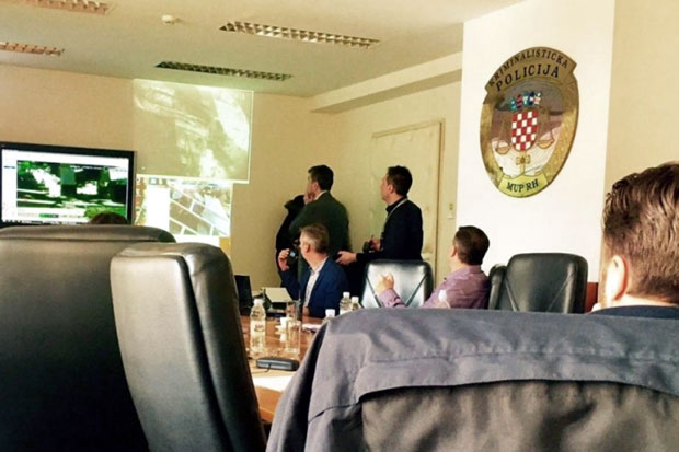 ХРВАТСКА ПОЛИЦИЈА РАЗБИЛА КРИМИНАЛНУ ГРУПУ: Заплењено 100 килограма кокаина, ухапшено осам особа