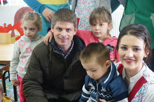 За четири школе на КиМ 100.000 евра