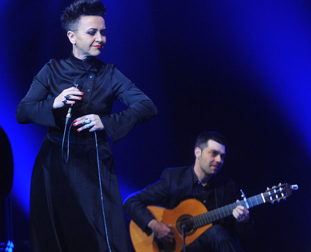 Амира Медуњанин: Служим песми која у срце дира