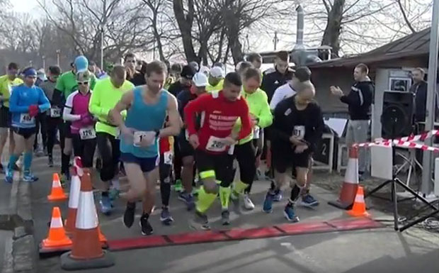Маратонци трчали читав дан на Ади