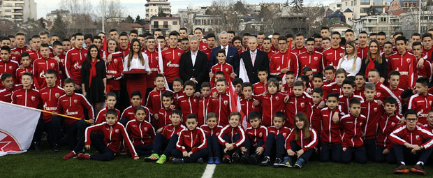 ТЕМЕЉ ЗА БУДУЋЕ АСОВЕ: Звезда отворила нове терене Омладинске школе