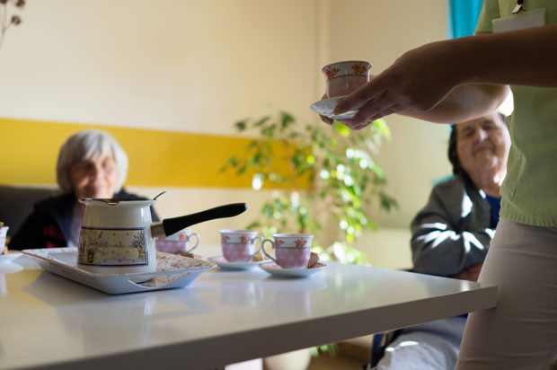 НЕОБИЧНА РАДИОНИЦА ДЗ ВОЖДОВАЦ: Уз кафу о смрти