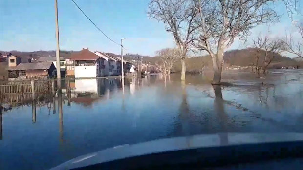 Ванредно стање у Хрватској Костајници и Карловцу због Уне; Пленковић: Као на филму (ВИДЕО/ФОТО)