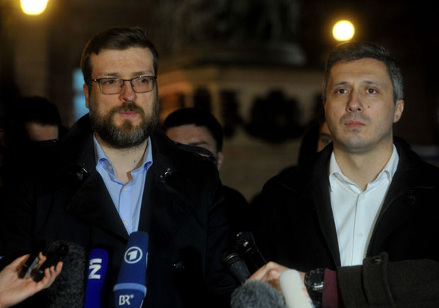 Двери смењују Срђана Нога?