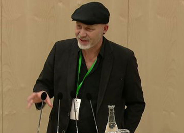 ИСТРАЖИВАЊЕ ПОКАЗАЛО: Сваки четврти Аустријанац жели јаког вођу