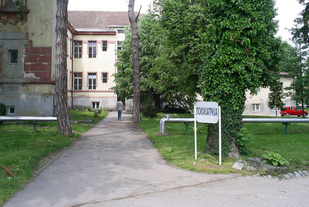 Пијани адвокат се запалио у болничкој соби у Чачку 