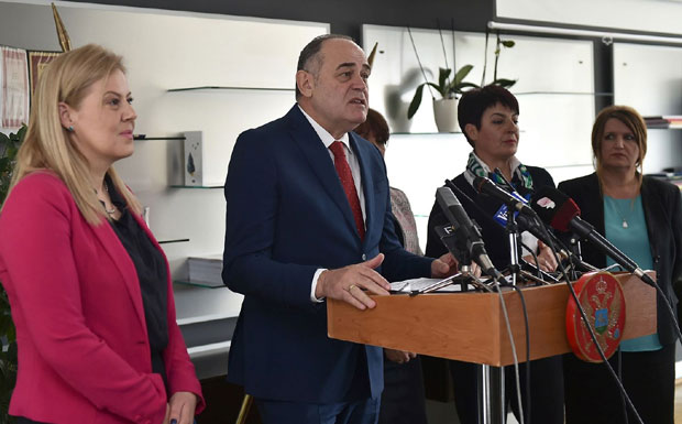 Спречен увоз 1.000 тона небезбедне хране
