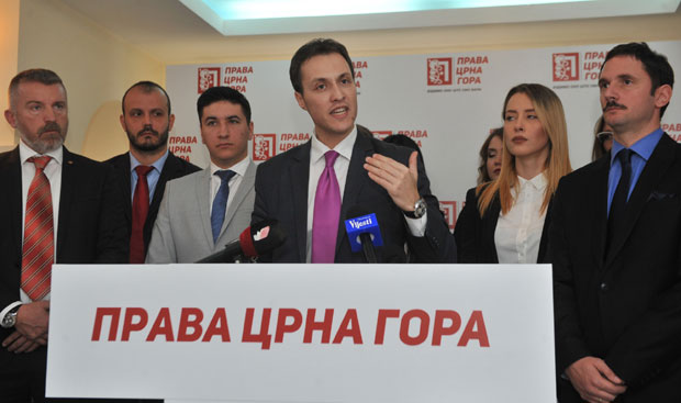 ЦГ: Лажни потписи остају на снази