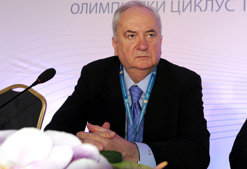 Скупштина ОКС у Тршићу - у част Вука Караџића