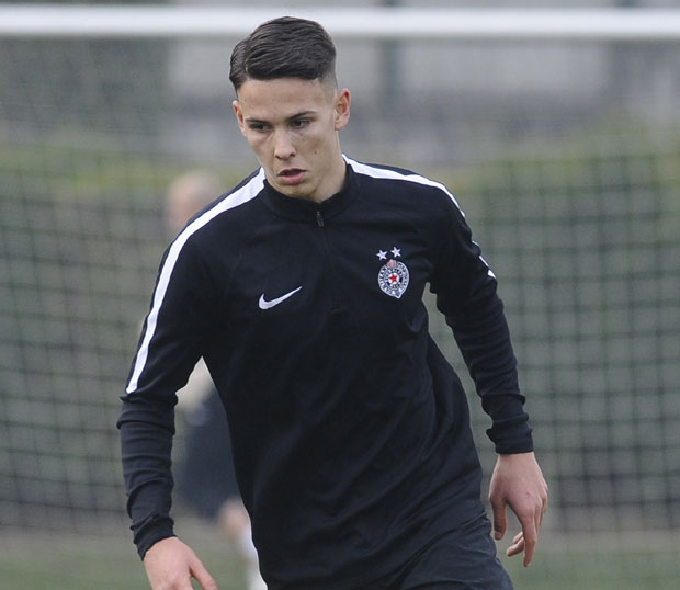 БЛИСТА И ПРЕ ПУНОЛЕТСТВА: Марковић заслужио силне похвале уочи 18. рођендана