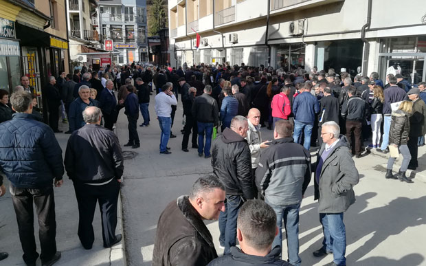 Нема преваре, стиже ђубриво