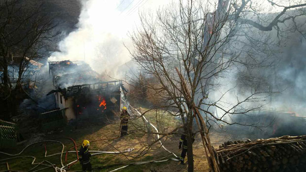 Пожар у околини Власотинаца